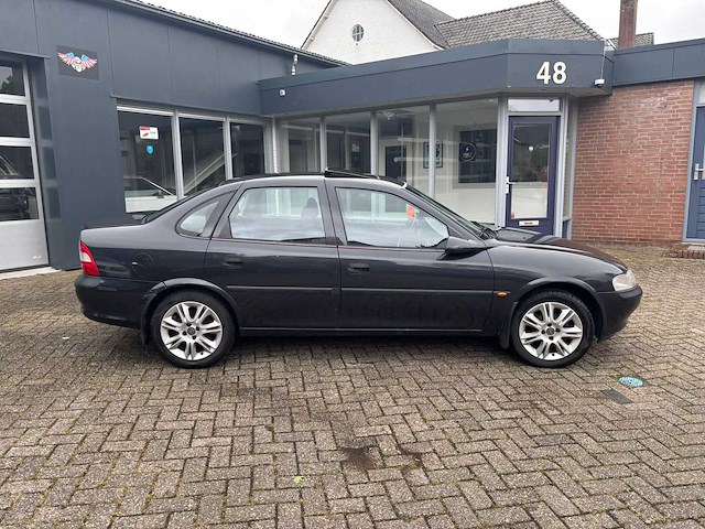1997 opel vectra 1.8i-16v gl personenauto - afbeelding 25 van  26