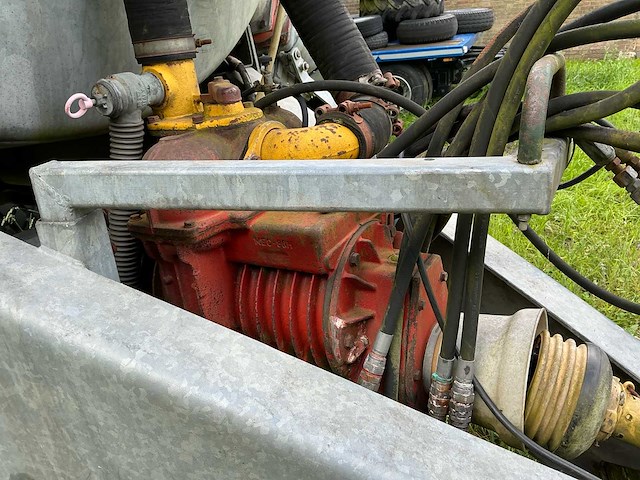 1997 peecon zt8000 akker- en graslandbemester - afbeelding 8 van  32