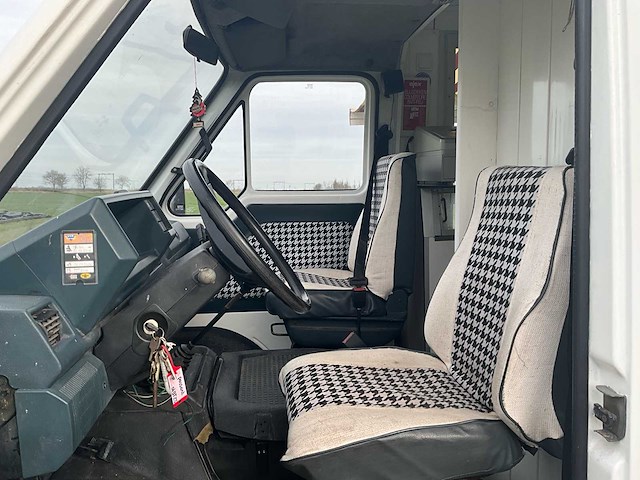 1997 renault t 35 d lang foodtrucks - afbeelding 4 van  35