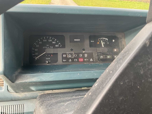 1997 renault t 35 d lang foodtrucks - afbeelding 7 van  35