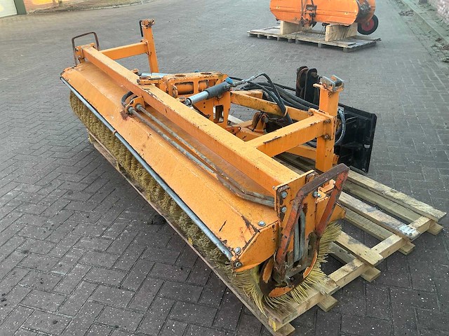 1997 schmidt vks 26h veegmachine - afbeelding 1 van  14