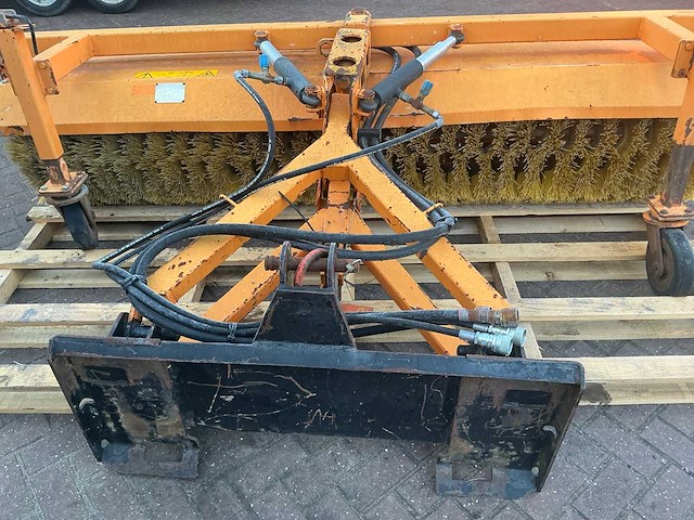 1997 schmidt vks 26h veegmachine - afbeelding 13 van  14