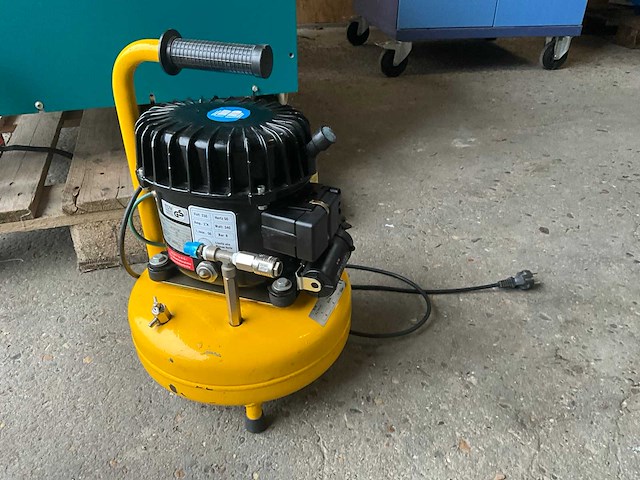 1997 schneider silent 50 luchtcompressor - afbeelding 1 van  7