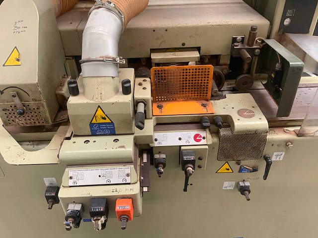 1997 scm compact 23k vierzijdige profileer schaafbank - afbeelding 10 van  13