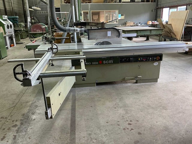1997 scm hydro 3200 formaatcirkelzaagmachine - afbeelding 1 van  10