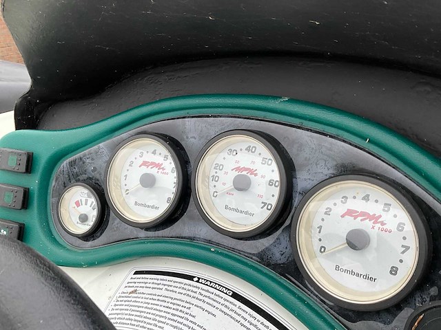 1997 seadoo challenger 1800 bombardier speedboot - afbeelding 4 van  13