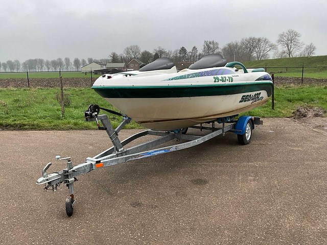 1997 seadoo challenger 1800 bombardier speedboot - afbeelding 1 van  13