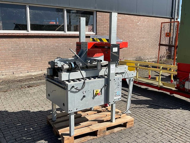 1997 soco systems t-402 dozensluitmachine - afbeelding 1 van  8
