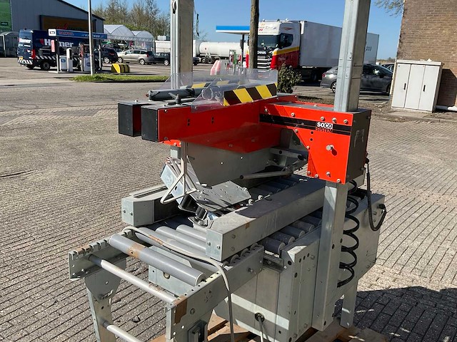 1997 soco systems t-402 dozensluitmachine - afbeelding 8 van  8