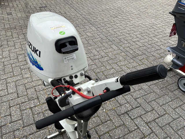 1997 suzuki df9.9 buitenboordmotor - afbeelding 4 van  7