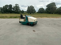 1997 tennant 355 zelfrijdende veegmachine - afbeelding 31 van  59