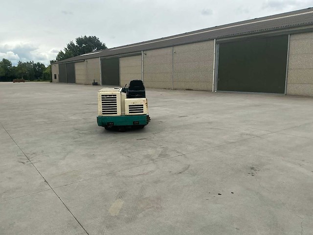1997 tennant 355 zelfrijdende veegmachine - afbeelding 6 van  37
