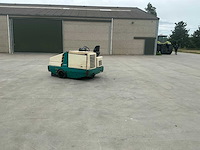 1997 tennant 355 zelfrijdende veegmachine - afbeelding 11 van  37