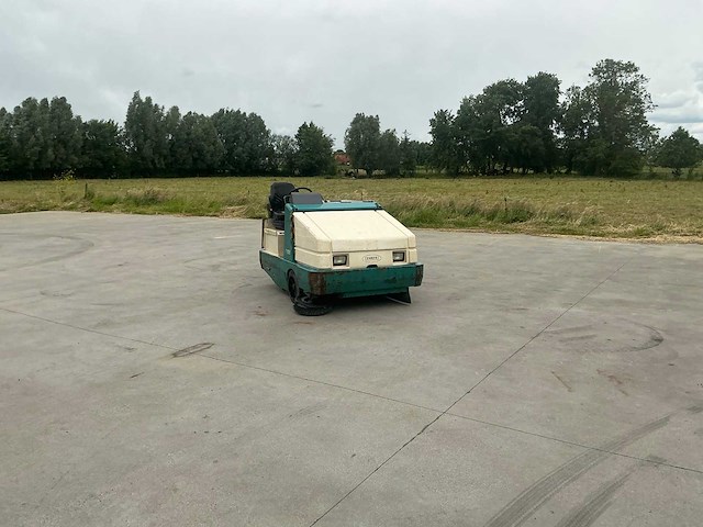 1997 tennant 355 zelfrijdende veegmachine - afbeelding 27 van  37