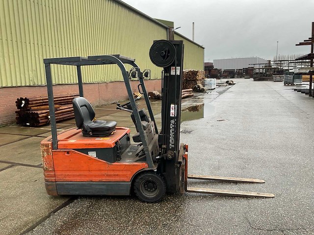 1997 toyota 5fb18 vorkheftruck - afbeelding 21 van  25