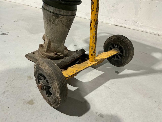 1997 ulbd ubz55 trilstamper - afbeelding 9 van  11