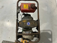 1997 ulbd ubz55 trilstamper - afbeelding 10 van  11