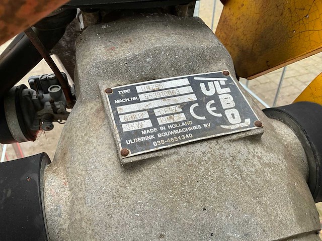 1997 ulbo ubz55 trilstamper - afbeelding 2 van  2