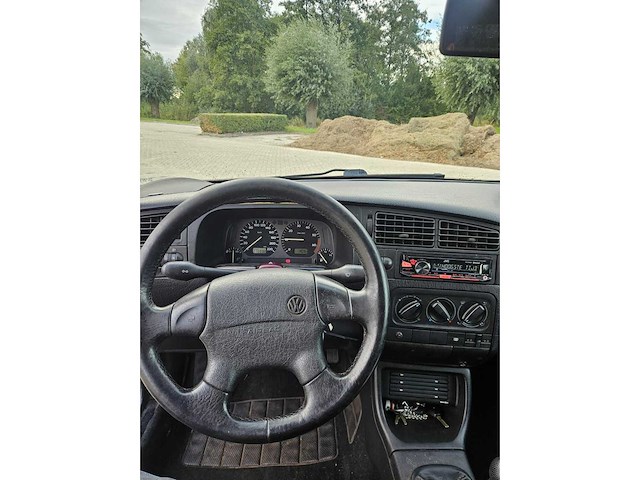1997 volkswagen golf cabriolet 1.8 personenauto - afbeelding 1 van  4