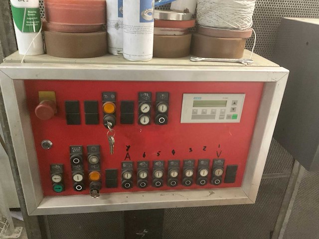 1997 weinig hydromat 23 4-zijdige profileer- en schaafmachine - afbeelding 6 van  21