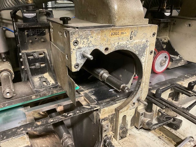 1997 weinig hydromat 23 4-zijdige profileer- en schaafmachine - afbeelding 19 van  19