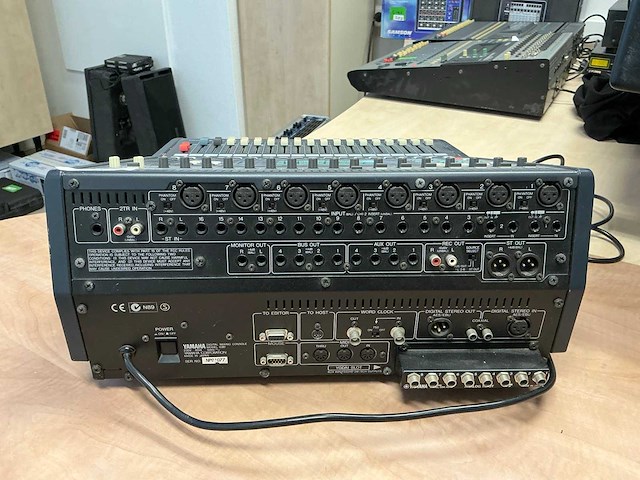 1997 yamaha 03-d digitale mengtafel - afbeelding 4 van  4