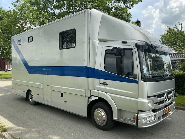 1998 - mercedes-benz - vrachtwagen/paardenwagen/motorsport - afbeelding 12 van  25