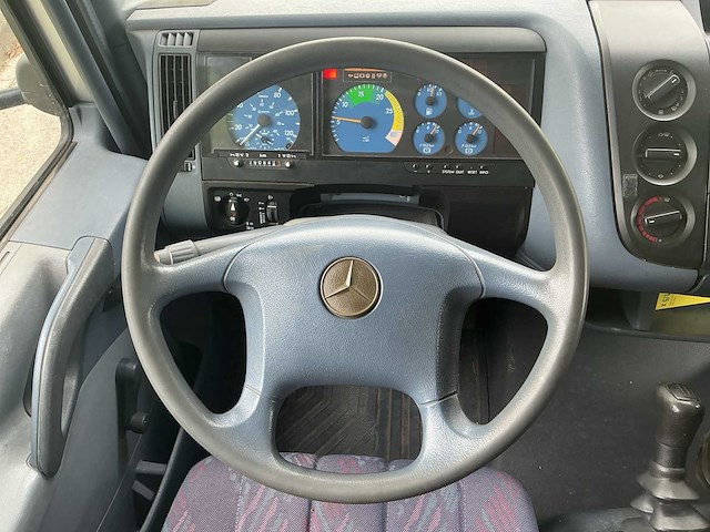 1998 - mercedes-benz - vrachtwagen/paardenwagen/motorsport - afbeelding 18 van  25