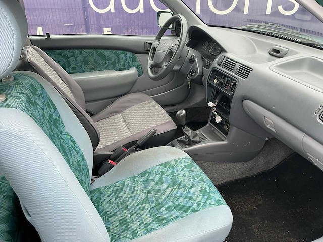 1998 - toyota - starlet - 1.3-16v blue - personenauto - afbeelding 5 van  9