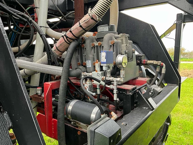 1998 agrifac za 3400 zelfrijdende spaakwielbemester met duport liquiliser - afbeelding 37 van  65