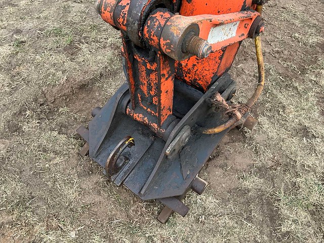 1998 atlas 1304 banden graafmachine - afbeelding 32 van  37