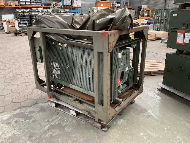 1998 bauer kap 14-10da luchtcompressor - afbeelding 3 van  8