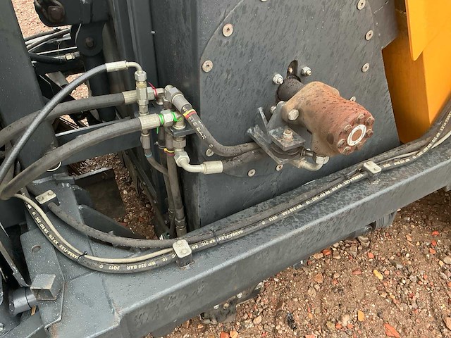 1998 bemab g-3 getrokken veegmachine - afbeelding 6 van  19