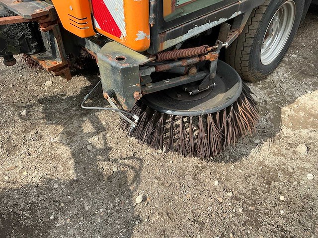 1998 bücher schorsing cc 2000 zelfrijdende veegmachine - afbeelding 3 van  10