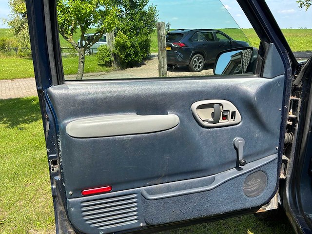 1998 chevrolet cheyenne c3500 personenauto - afbeelding 9 van  31