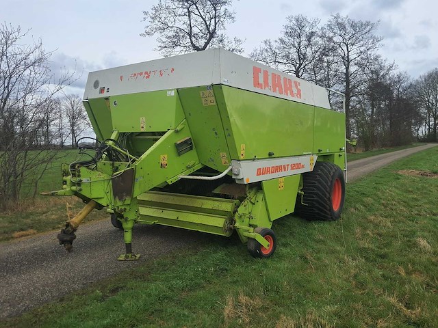 1998 claas quadrant 1200rc balenpers - afbeelding 9 van  18