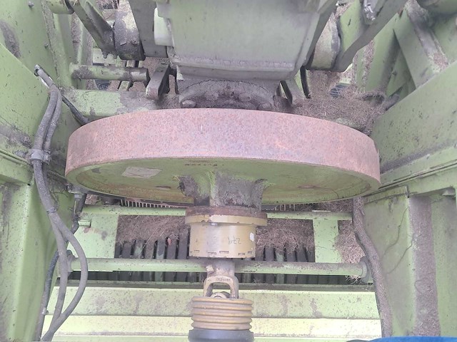 1998 claas quadrant 1200rc balenpers - afbeelding 11 van  33