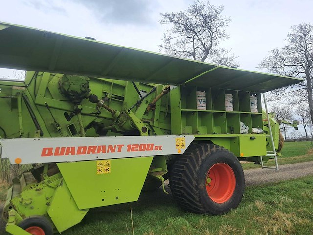 1998 claas quadrant 1200rc balenpers - afbeelding 14 van  33