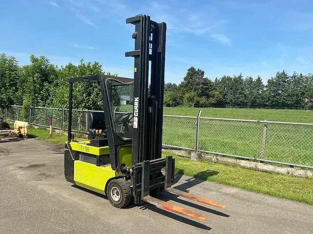 1998 clark ctm12 vorkheftruck - afbeelding 8 van  11