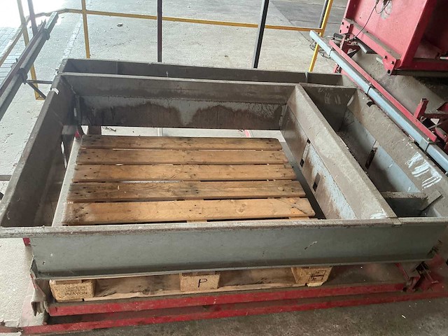 1998 de lignie pm-6 palletiseerinstallatie - afbeelding 13 van  38