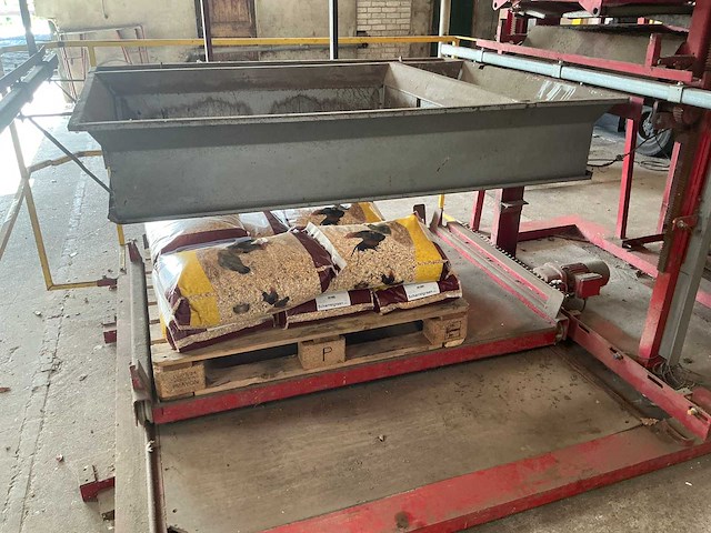 1998 de lignie pm-6 palletiseerinstallatie - afbeelding 19 van  38