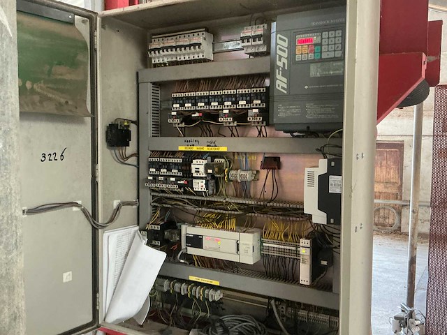 1998 de lignie pm-6 palletiseerinstallatie - afbeelding 21 van  38