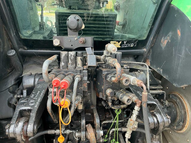 1998 deutz-fahr agrotron 135 mk 2 vierwielaangedreven landbouwtractor - afbeelding 13 van  35