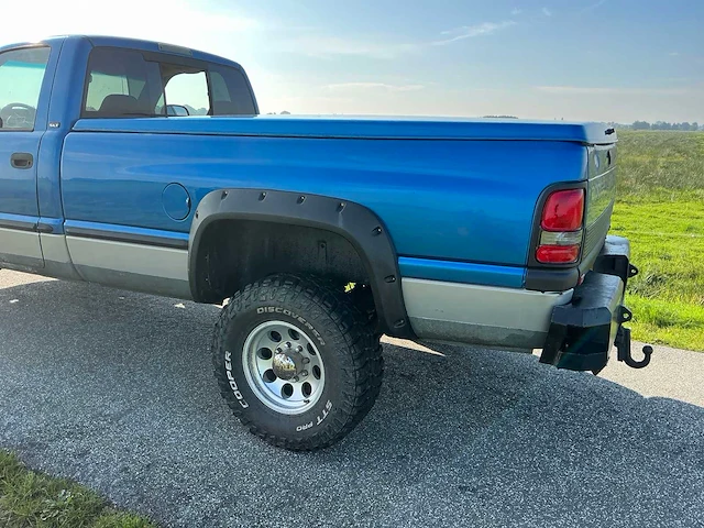 1998 dodge ram 2500 4x4 5.9 ltr. cummins bedrijfswagen - afbeelding 4 van  26