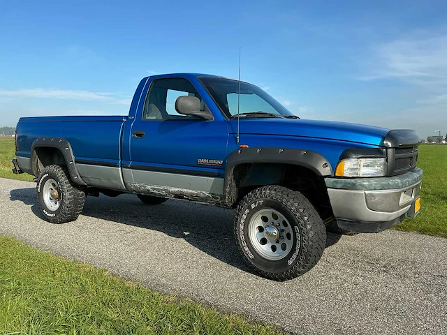 1998 dodge ram 2500 4x4 5.9 ltr. cummins bedrijfswagen - afbeelding 12 van  16
