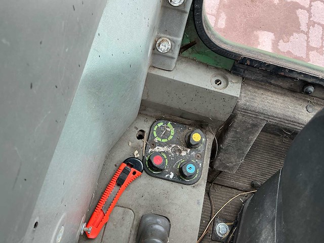 1998 fendt 512 c favorit vierwielaangedreven landbouwtractor - afbeelding 26 van  39