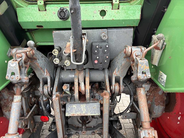 1998 fendt farmer 311 vierwielaangedreven landbouwtractor - afbeelding 4 van  14