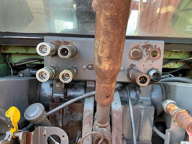 1998 fendt favorit 824 vierwielaangedreven landbouwtractor - afbeelding 3 van  5