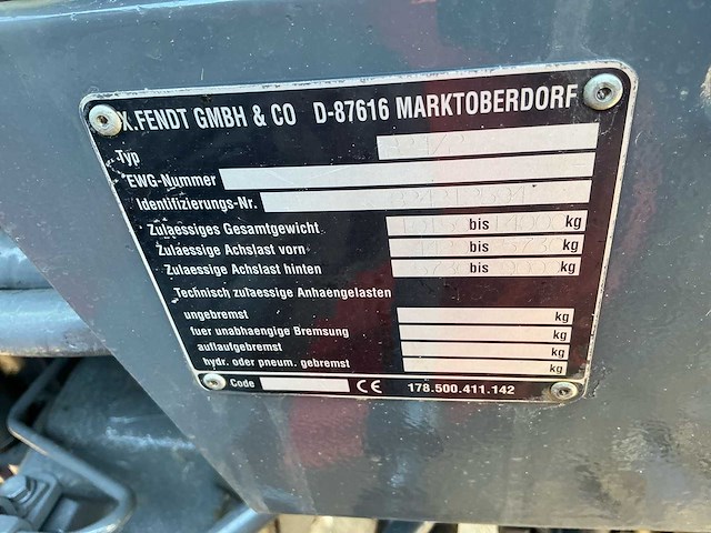 1998 fendt favorit 824 vierwielaangedreven landbouwtractor - afbeelding 3 van  18