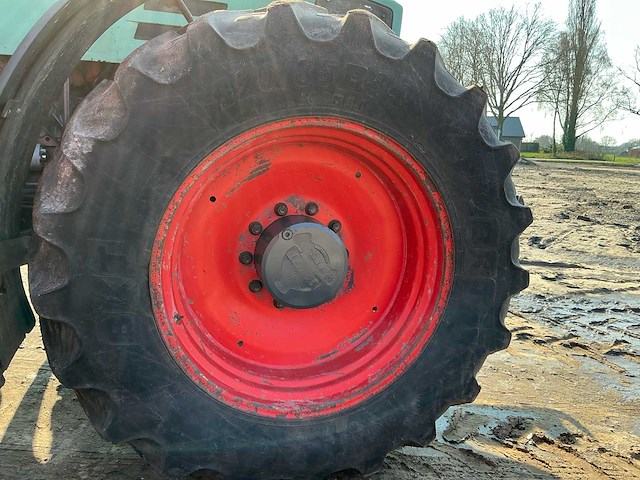 1998 fendt favorit 824 vierwielaangedreven landbouwtractor - afbeelding 11 van  18